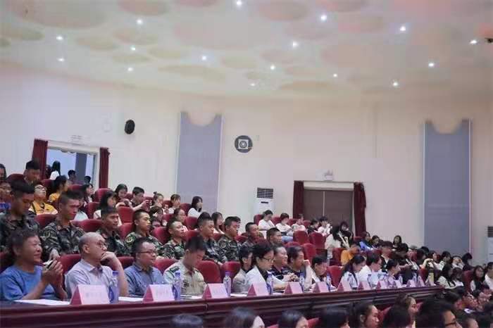 0c3c0410eecb8a2c0b54ef7d1d37109.jpg
